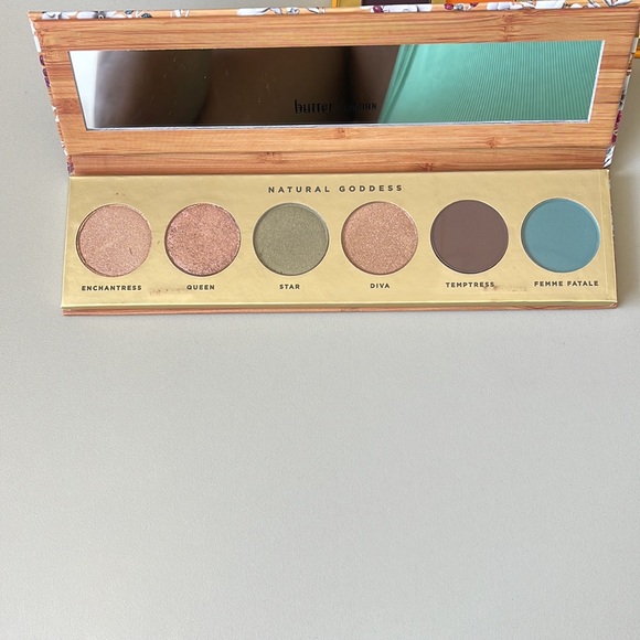 Eyeshadow bundle - Picture 11 of 12